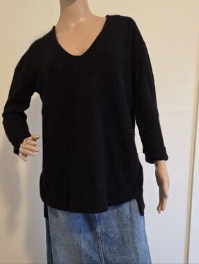 Inhabit Black Cashmere Hi-Low Hem Sweater